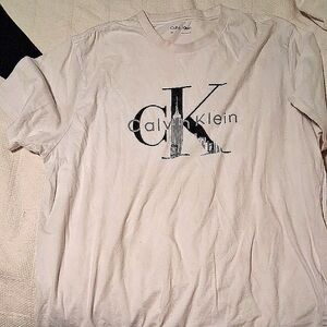 Calvin Klein White T-Shirt (XXL)